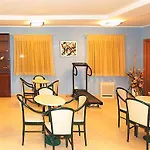 Hotel Candido 2*