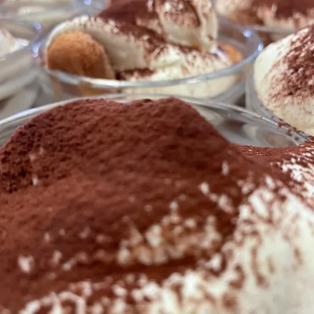 Отель Candido 2*