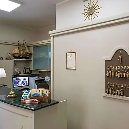 Candido מלון דיאנו מרינה